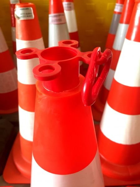 "O" chain coupler - red