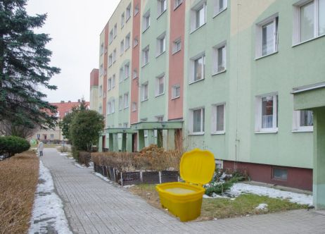 Container for salt or sand 400 L yellow