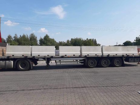 Concrete Barrier 900 mm New Jersey