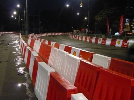 Rental of U-14e road barriers, height 500mm