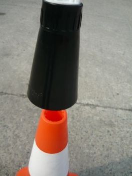 Cone overlay for attaching a warning plate
