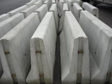 Concrete barrier B35 / 45 200x81x45 cm