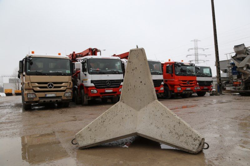 Zapora typu "Starblok"